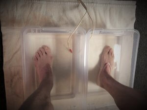 electrode foot treatment in water